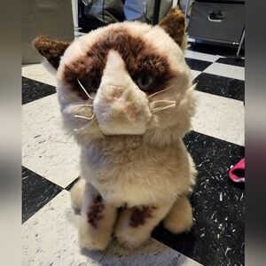 GUND Grumpy Cat Plush Persian Siamese Cat